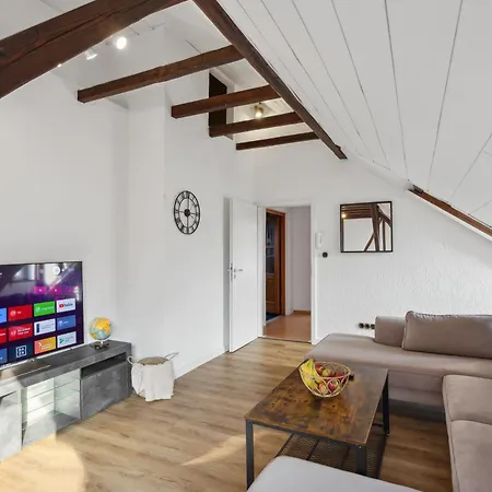 Stylish & Relaxing Penthouse ~ Workspace ~ Parking