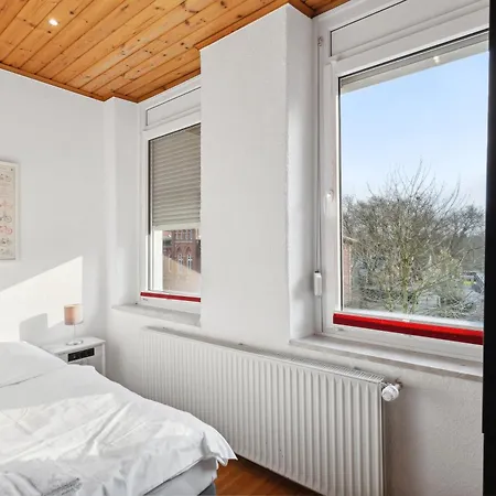 Stylish & Relaxing Penthouse ~ Workspace ~ Parking Apartament *