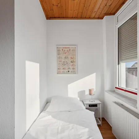 Stylish & Relaxing Penthouse ~ Workspace ~ Parking דירה *