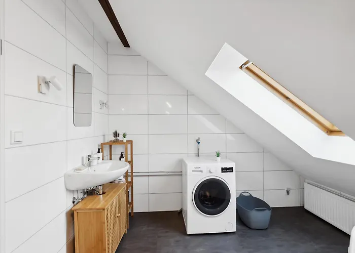 Stylish & Relaxing Penthouse ~ Workspace ~ Parking Daire *