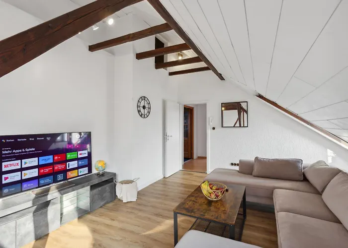 Stylish & Relaxing Penthouse ~ Workspace ~ Parking